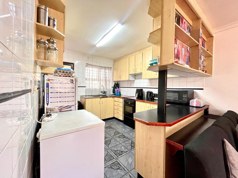 6 Bedroom Property for Sale in Schaap Kraal Western Cape